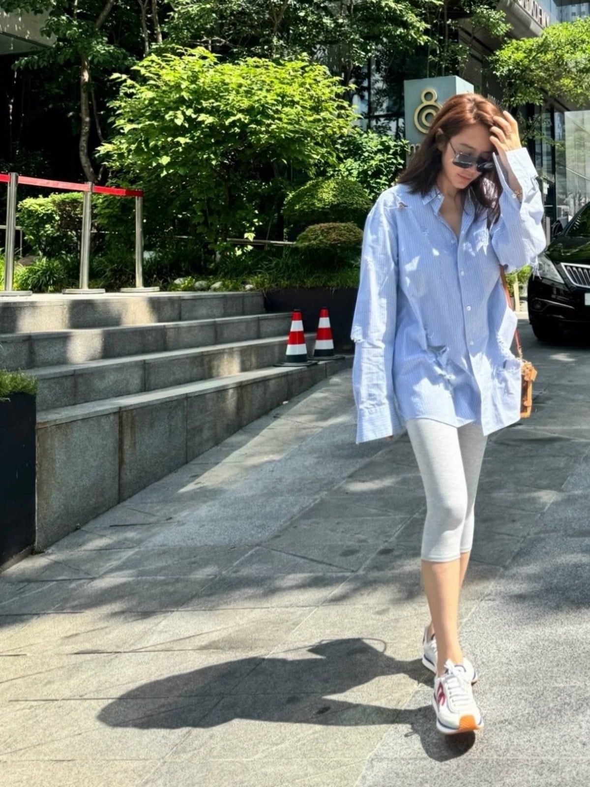 김혜수, 6월 근황 공개! 압도적 비율 ‘화제’ (스포 주의)