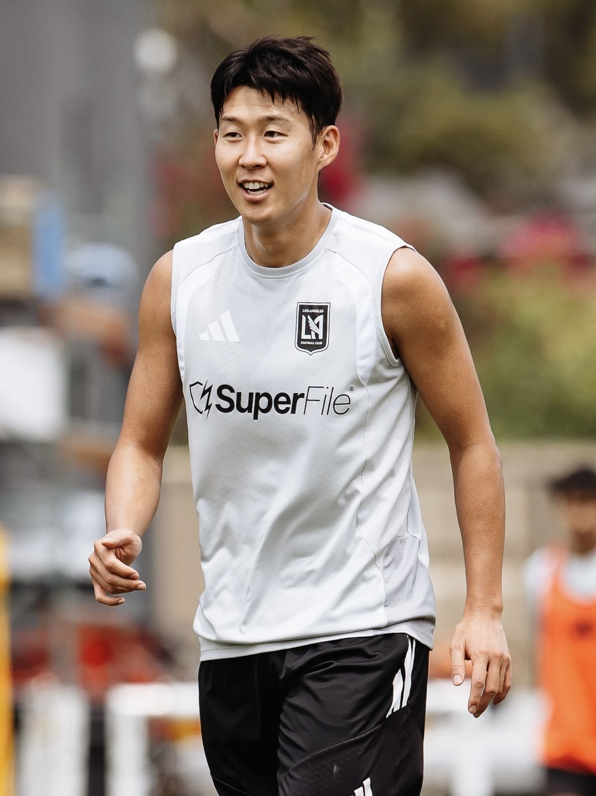 손흥민