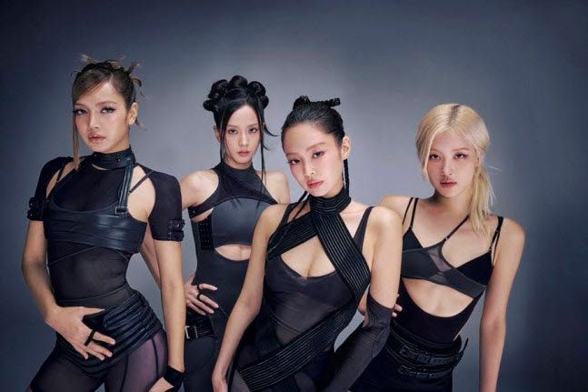 블랙핑크 10주년, 국중박서 4인 완전체 팬 만남 성사!