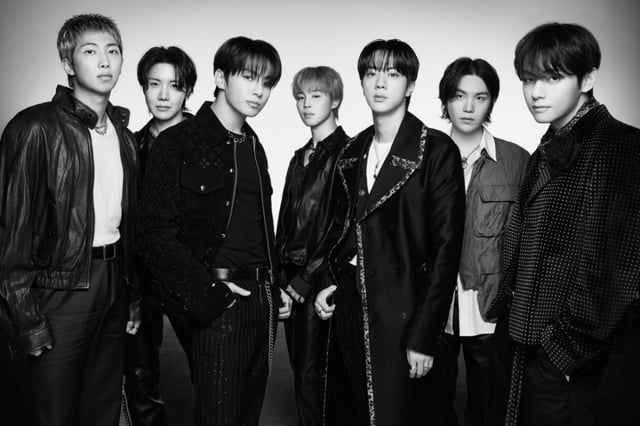 방탄소년단 ‘아리랑’, 빌보드 6개월째 ‘붙박이’…VMA 3관왕까지! 🏆